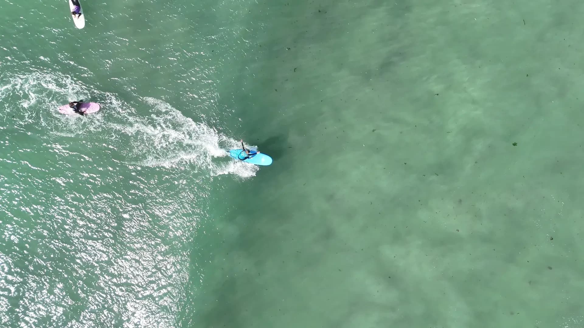 Cours et stages de surf à Santec au Dossen en Bretagne