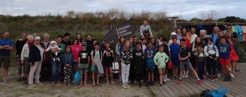 Jovaniciens à la Dossen Surf School à Santec