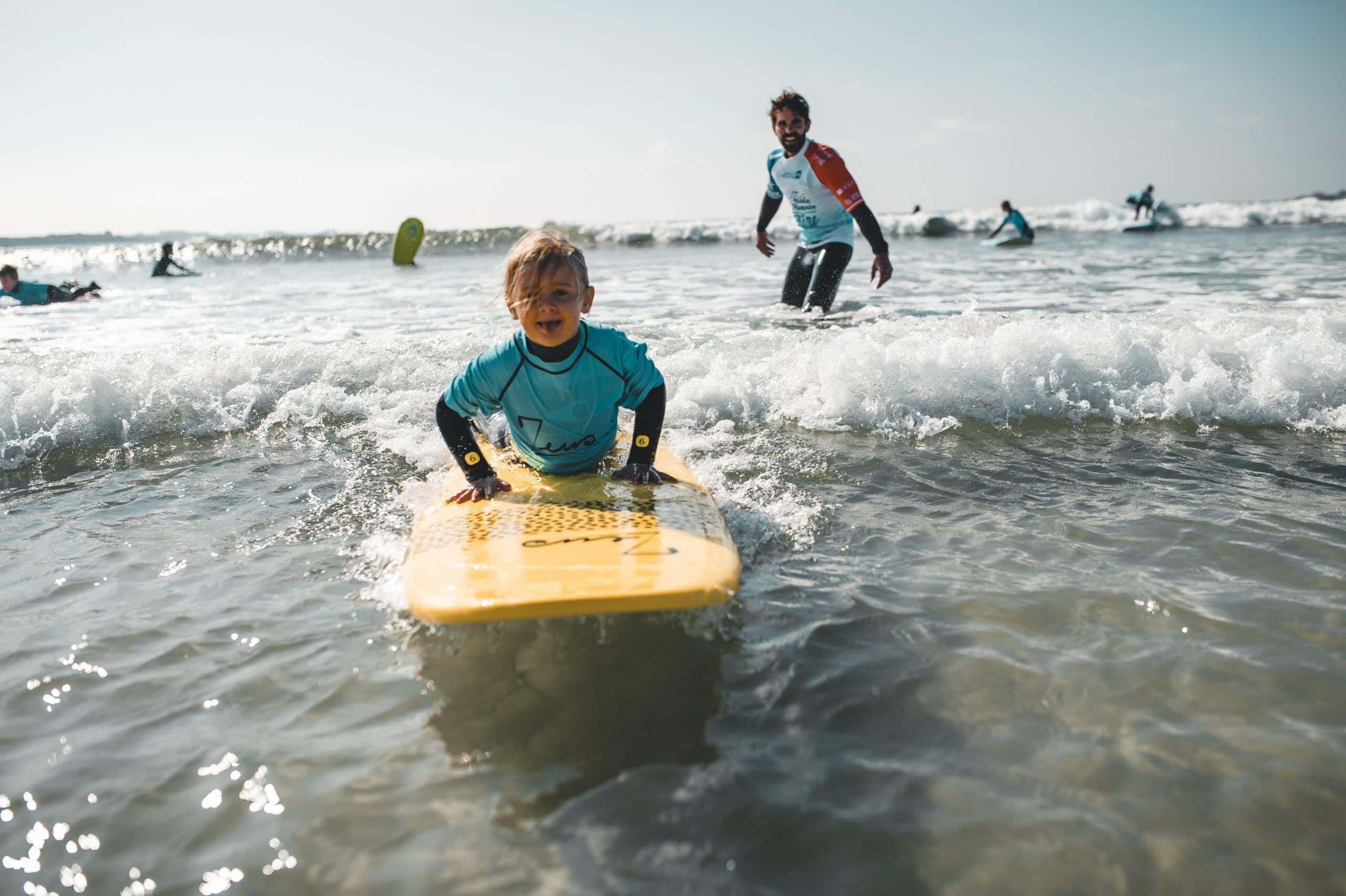 Dossen Surf School : cours de surf enfant