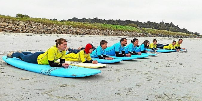 Dossen Surf School reçoit la maison des familles